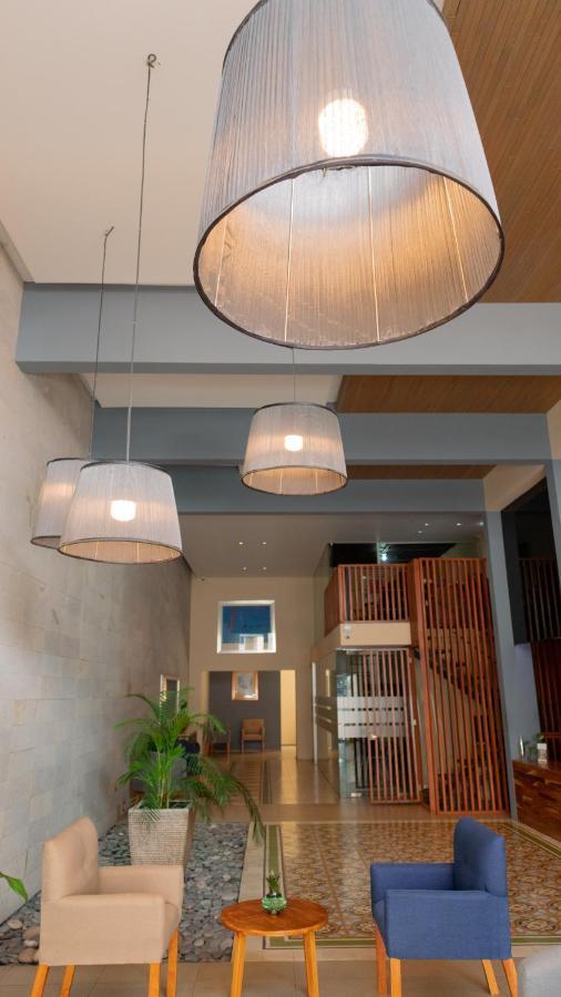 El Hotel Business Class - Zamora Centro Luaran gambar