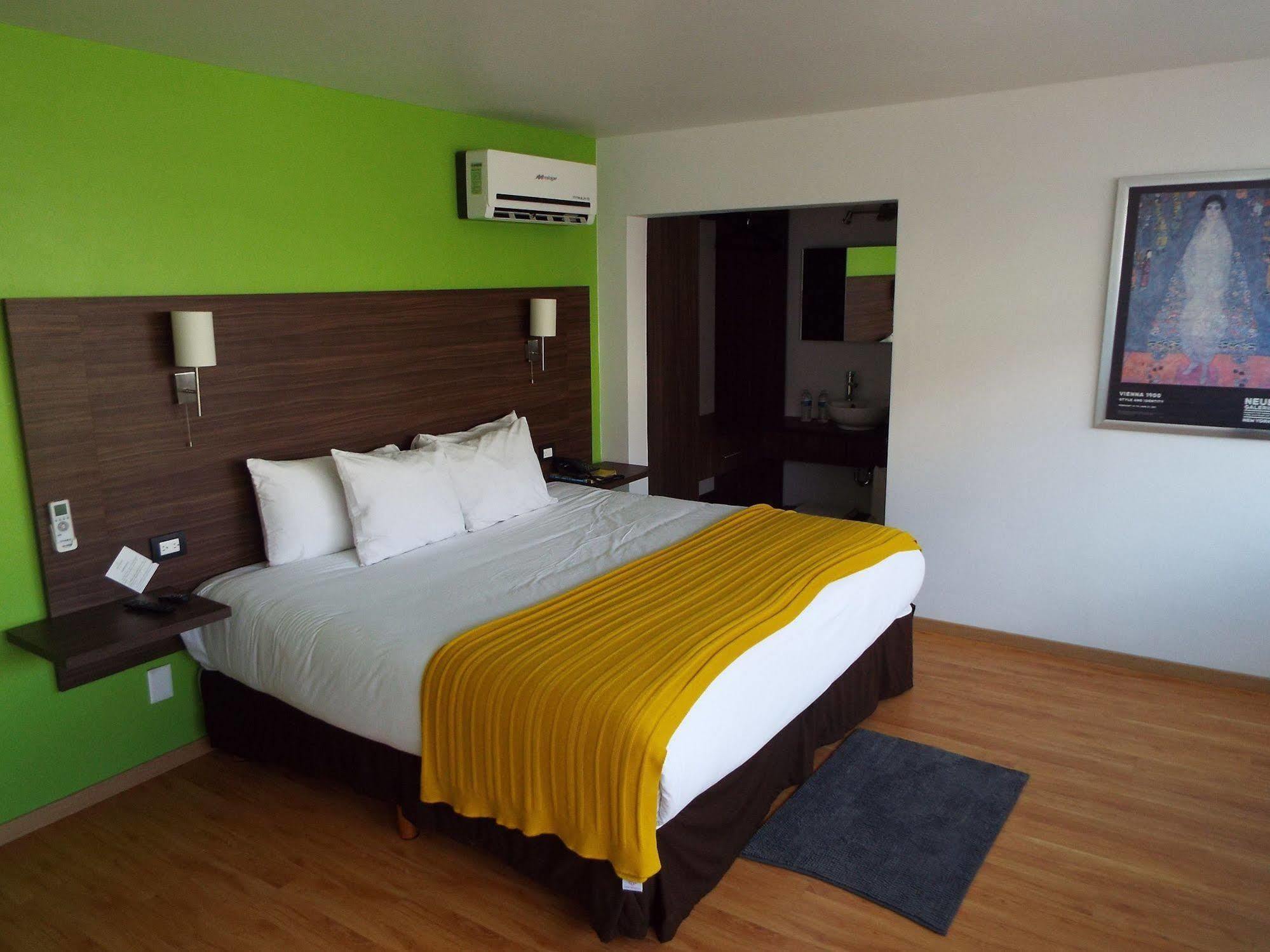 El Hotel Business Class - Zamora Centro Luaran gambar